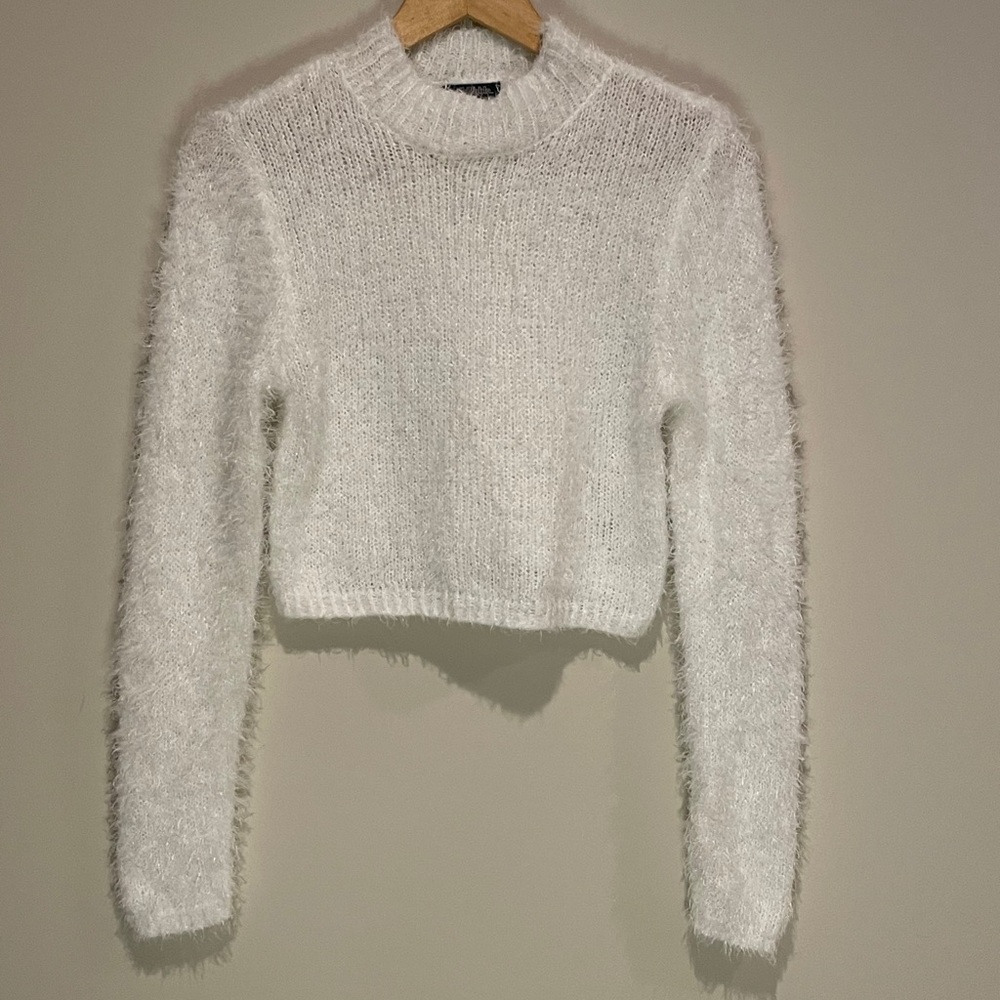 Cropped fuzzy Wild Fable sweater Size S